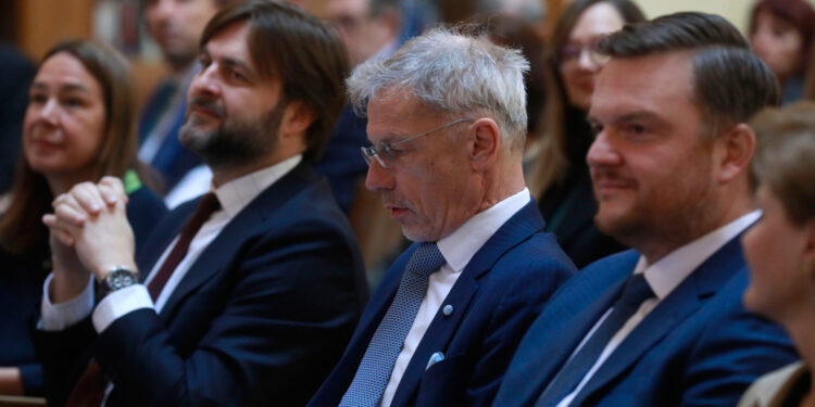 Stroži novi zakon o kreditima: Posebno pogađa jednu skupinu Hrvata