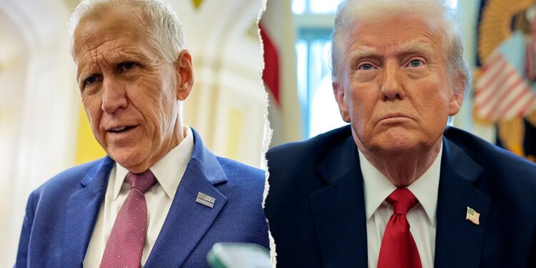 Thom Tillis prijeti da će potopiti GOP zakon o granici zbog financiranja Trumpove plesne dvorane