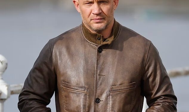 Tom Hardy ‘OTPUŠTEN iz MobLand-a zbog niza sukoba s producentima na snimanju’ – 11 godina nakon svađe s Charlize Theron zbog ‘prijetećeg’ ponašanja i kašnjenja na snimanju Mad Maxa