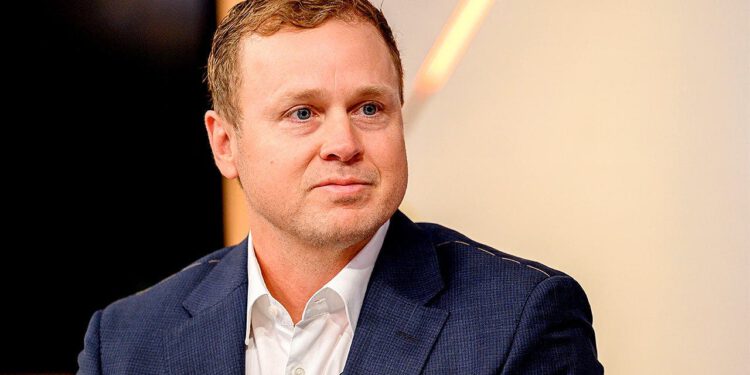 Top 20 slavnih koji podržavaju kandidaturu Spencera Pratta za gradonačelnika LA-a uoči glasanja