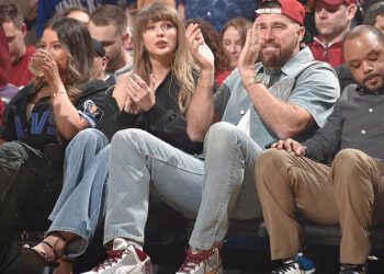 Travis Kelce i Taylor Swift napuštaju New York kako bi navijali za Cavalierse iz rodnog grada NFL zvijezde na spoju na NBA terenu uoči ljetnog vjenčanja