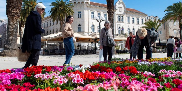 Trogir bira najljepše okućnice i balkone: Prijave otvorene do 1. lipnja