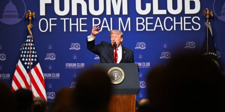 Trump kaže da je želio preimenovati Meksički zaljev po sebi u neskladnom govoru hvaleći svoju plesnu dvoranu i lijepe žene