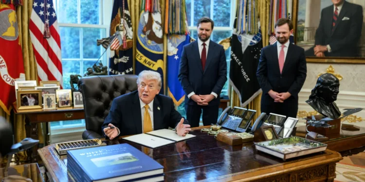 Trump se oglasio oko mogućeg mira s Iranom: ‘Ako se ne slože, počinje bombardiranje’
