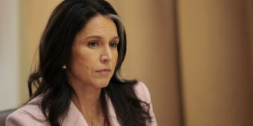 Tulsi Gabbard napušta Trumpovu administraciju — RT World News