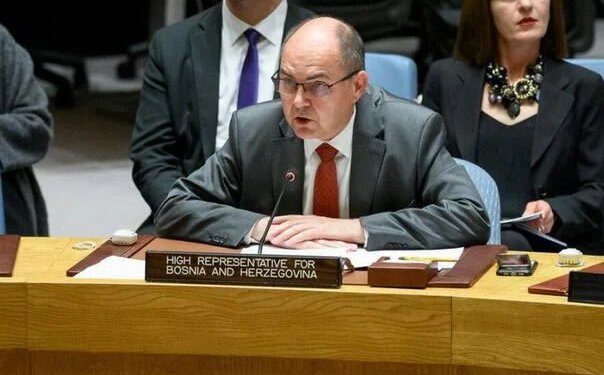 UN će propitati ulogu Christiana Schmidta