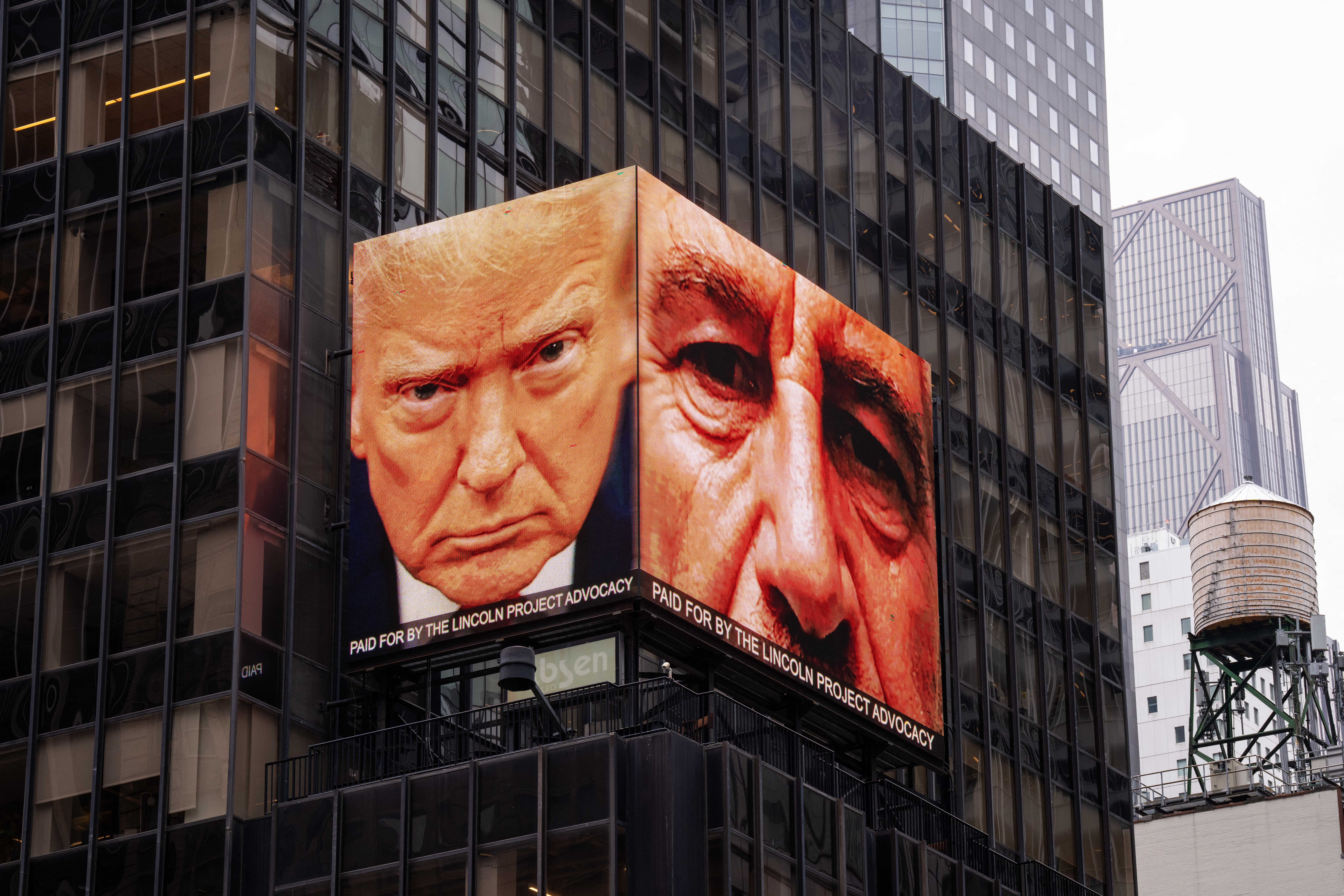 Trumpova administracija bila je nestrpljiva da obustavi istrage protiv Epsteina, a vršitelj dužnosti državnog odvjetnika Todd Blanche rekao je da nedavno objavljeni dosjei koji proizlaze iz vladinih istraga više neće igrati ulogu u istragama Ministarstva pravosuđa