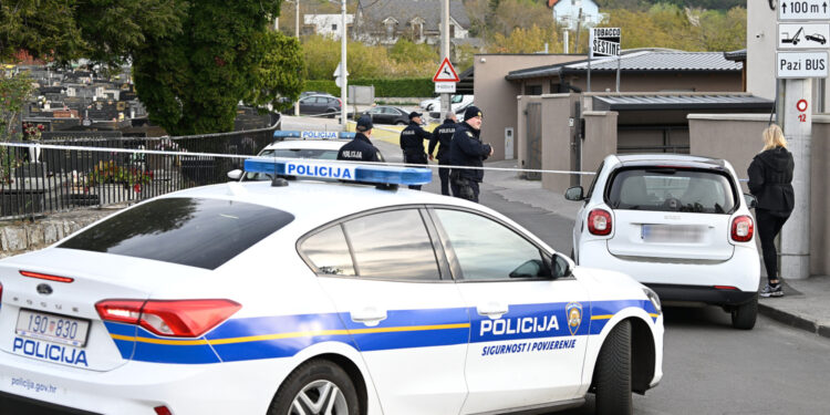 Ubio policajca pred gostima kafića pa presudio sebi: ‘Upucao ga je pred mojim očima’