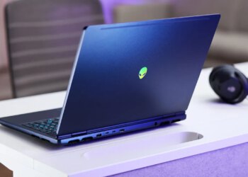 Uštedite 2400 USD na Alienware 16X Aurora RTX 5070 gaming prijenosnom računalu s 64 GB RAM-a i 4 TB SSD-om