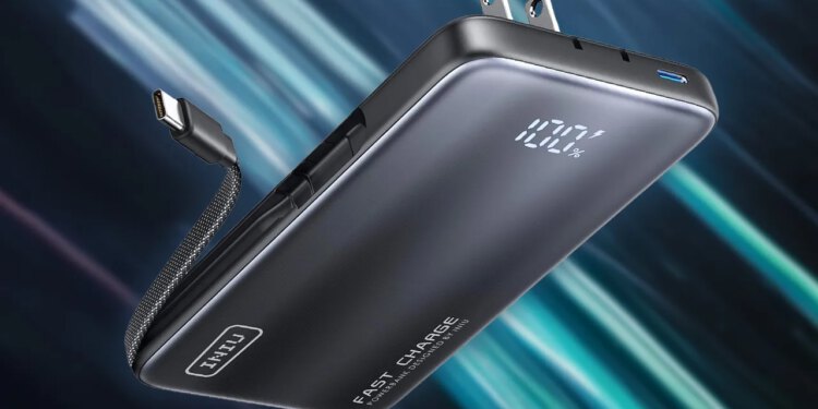 Uštedite 49% na ovoj Iniu Power Bank od 10.000 mAh 45 W s ugrađenim AC utikačem i USB kabelom