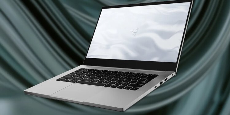 Uštedite više od 700 USD na Razer Blade 14 OLED RTX 5070 ultra-tankom gaming prijenosnom računalu