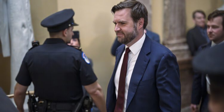 Vance prekinuo šutnju i otkrio plan o nuklearnom oružju: ‘Taman sam pričao s Trumpom’