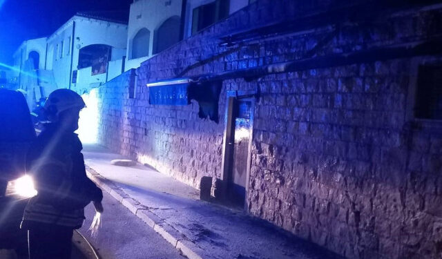 Vatrogasci u Neumu brzo ugasili požar na ugostiteljskom objektu