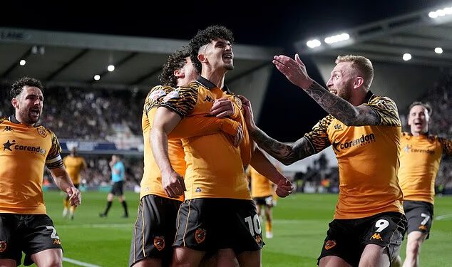 Veliki poremećaj u borbi za napredovanje u Premier ligi jer je Hull City pobijedio u gostima kod trećeplasiranog Millwalla i tako ih dijeli jedna utakmica od slave na Wembleyu
