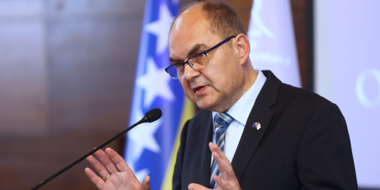 Visoki predstavnik napušta Bosnu: Svemu kumovali Amerikanci, mi bi mogli dobro proći
