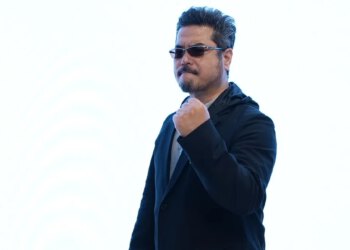 Voditelj Tekkena Katsuhiro Harada postavlja VS Studio