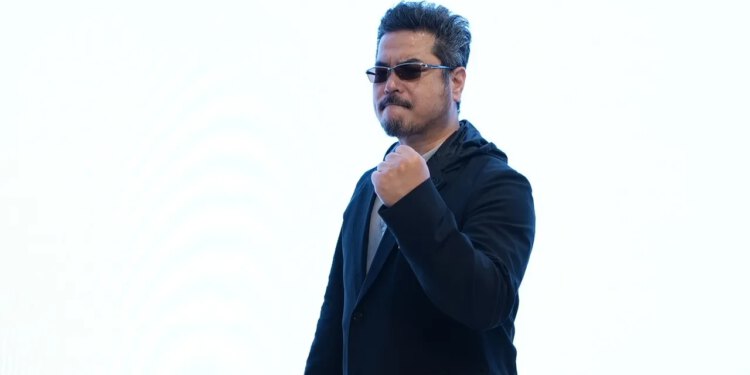 Voditelj Tekkena Katsuhiro Harada postavlja VS Studio
