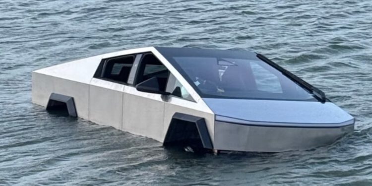 Vozač Cybertrucka uhićen nakon što je optužen da je vozio u jezero koristeći Teslin ‘Wade Mode’