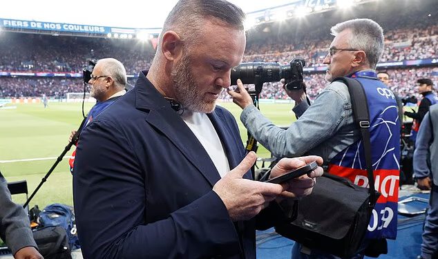 Wayne Rooney označio je prijekor Trenta Alexandera-Arnolda u Engleskoj ‘zapanjujućim’ – i otkrio zvijezdu za koju ‘ne može vjerovati’ da dolazi ispred njega
