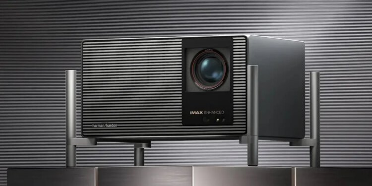 XGIMI nudi 50% popusta na svoj novi vodeći Titan Noir 4K projektor na Kickstarteru