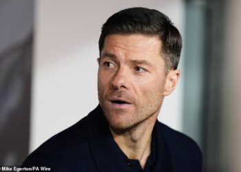 Xabi Alonso potvrđen je kao novi menadžer Chelseaja s četverogodišnjim ugovorom – postavši prvi šef Bluesa u 13 GODINA koji nije imenovan glavnim trenerom dok vlasnici kluba imaju novi pristup ikoni Liverpoola
