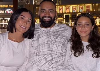 Zabrinutost za ‘kćer milijardera’ u središtu virusnog preprodajnog brenda Love Luxury: ‘Moo’ Abraham postao je zvijezda društvenih medija – ali neki izražavaju nelagodu zbog istaknute uloge u obiteljskom poslu