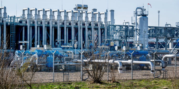 Zalihe prirodnog plina u EU rekordno niske – Gazprom – RT World News