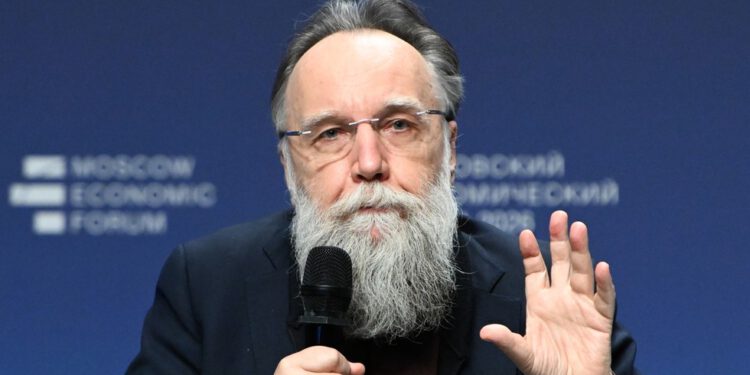 Zašto Alexander Dugin odjednom napada ‘Bijele’? — RT Svjetske vijesti