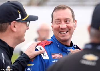 Zašto NASCAR neće odgoditi utrku ovog vikenda nakon šokantne smrti Kylea Buscha u 41. godini