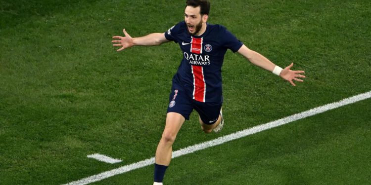 Zvijezda Kvaratskhelia u PSG-u: kako je osvojio Pariz