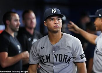 Zvijezda Yankeesa koji se bori Anthony Volpe trpi krajnje poniženje dok New York donosi odluku o njegovoj budućnosti