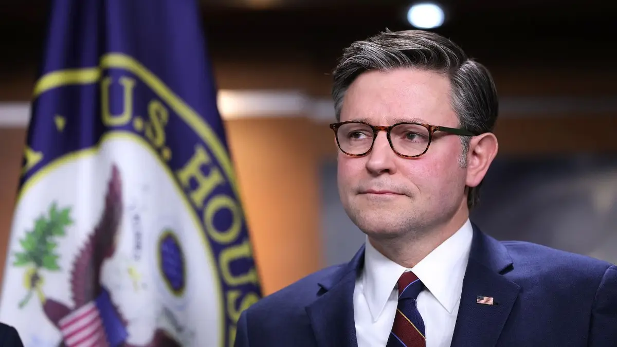 Predsjednik Predstavničkog doma Mike Johnson govori na konferenciji za novinare u američkom Kapitolu