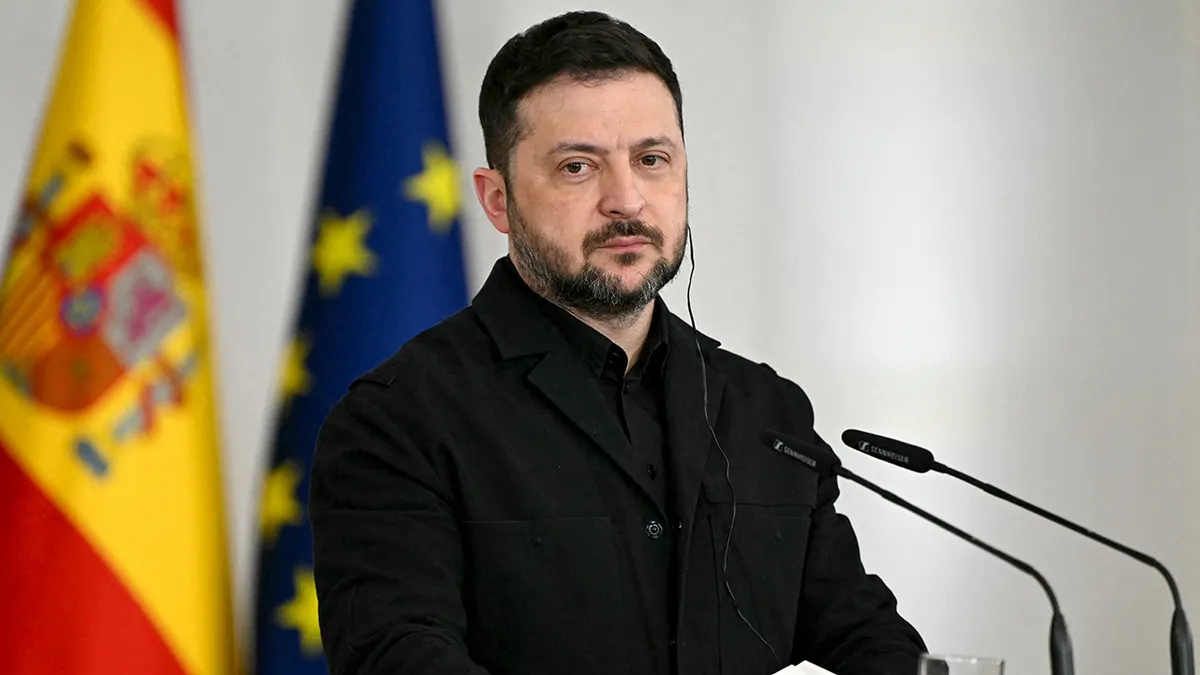 Ukrajinski predsjednik Volodymyr Zelensky na tiskovnoj konferenciji sa španjolskim premijerom u Madridu