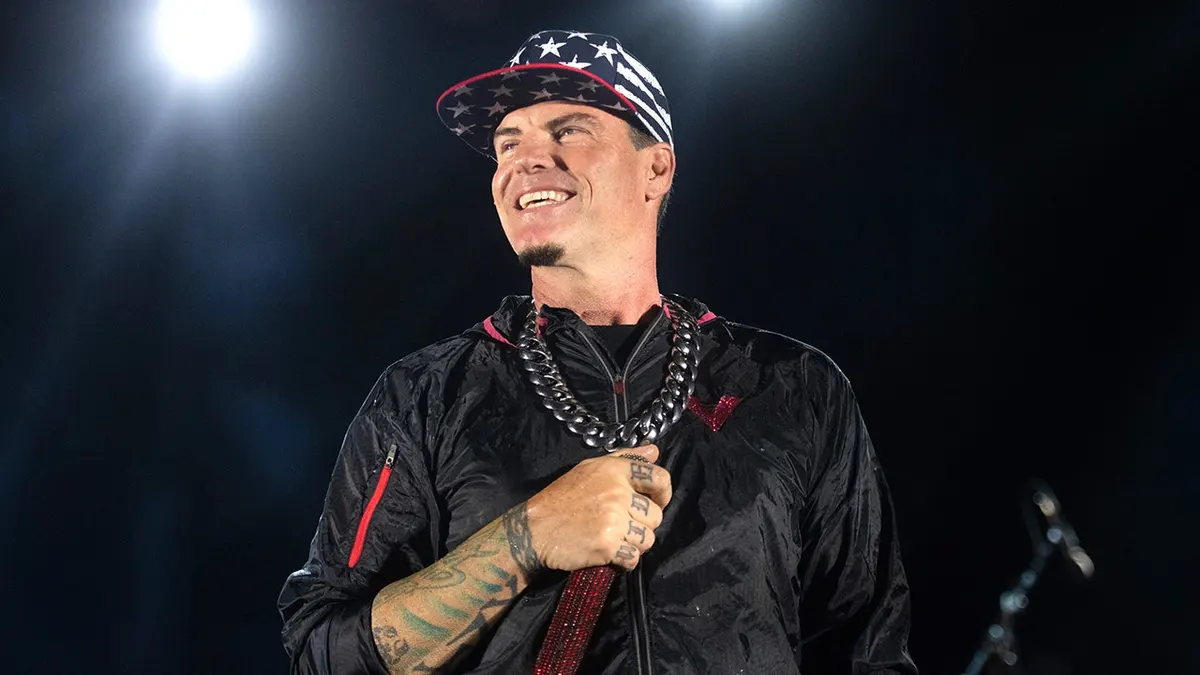Vanilla Ice nastupa na pozornici na Tequila & Taco Music Festivalu u Venturi u Kaliforniji u srpnju 2024.