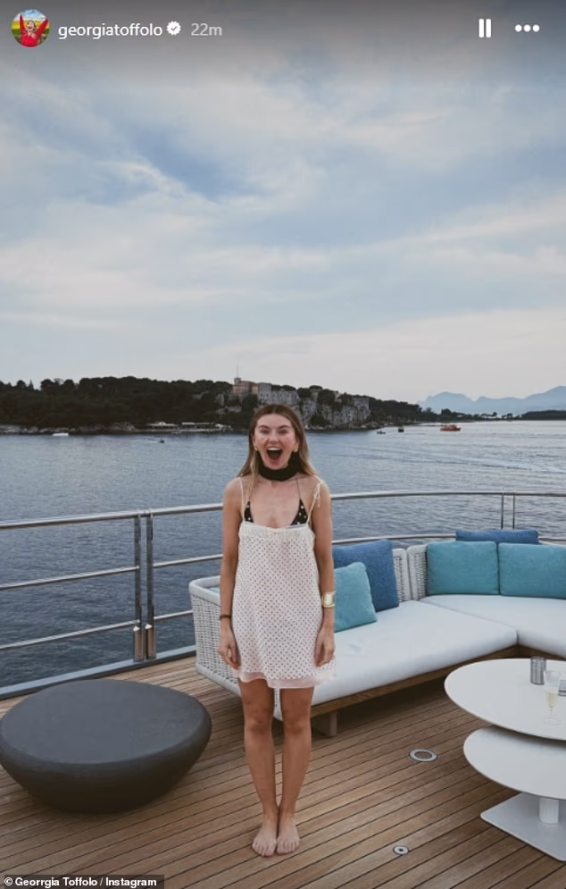 Produženi vikend uključivao je izlete jahtom i puno promjena odjeće modno osviještene influencerice