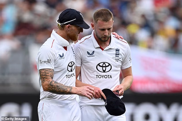 Stokes je bio na mjestu događaja s Gusom Atkinsonom nakon prve pobjede Engleske na testu nad Novim Zelandom