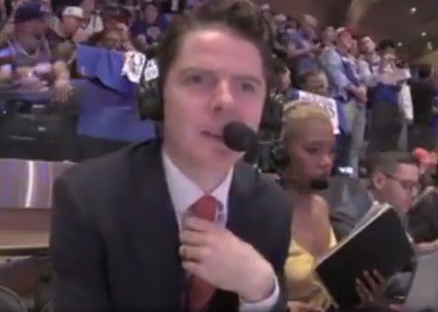 Monica McNutt (desno) iz ESPN-a iz New Yorka čula se kako govori Swift da 'ostavi' MSG te noći