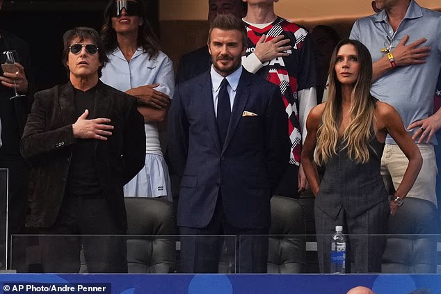 Holivudski glumac uhvatio je mjesto u VIP dijelu s Beckhamovima na stadionu SoFi