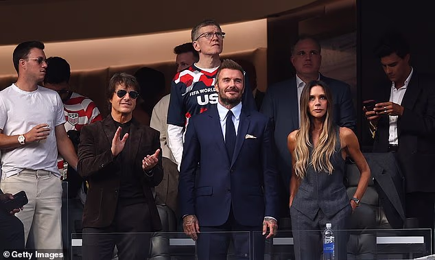 David i Victoria Beckham pridružili su se Tomu Cruiseu u VIP dijelu za SAD protiv Paragvaja