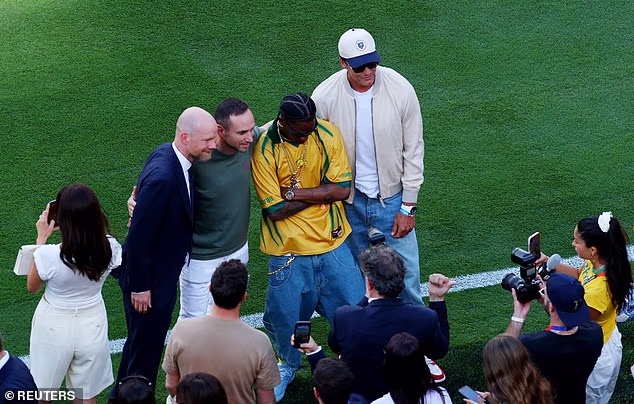 Brady and rapper Travis Scott were among those present for the high-profile clash