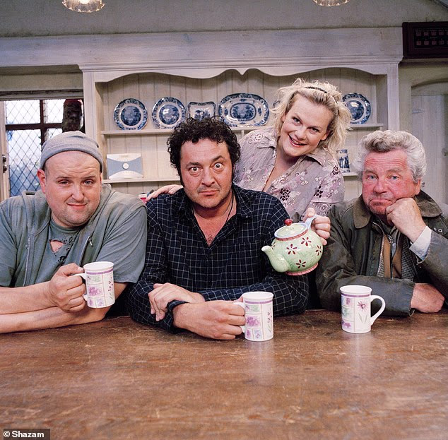 Peter Heppelthwaite glumio je Jeda u spin-offu Only Fools and Horses, The Green Green Grass