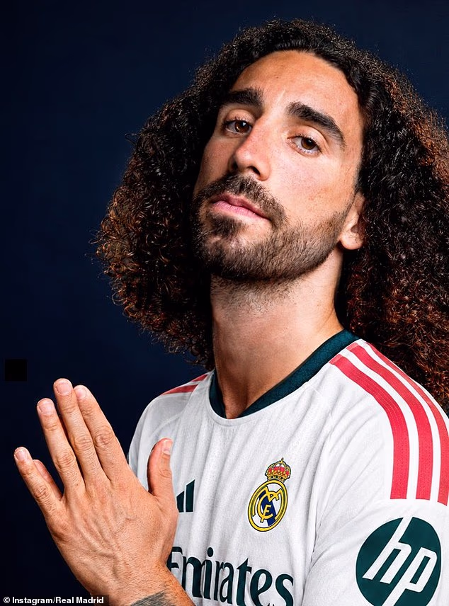 Real Madrid je u ponedjeljak objavio ovu digitalno izmijenjenu sliku Cucurelle u svom dresu