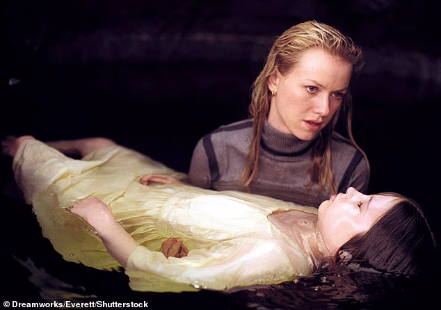 S Naomi Watts u hit filmu The Ring koji je dobio velike kino-office