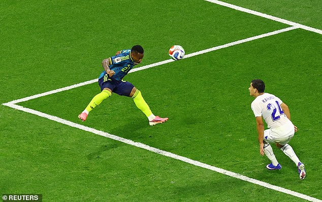 Jaminton Campaz postigao je treći gol Kolumbije duboko u sudačkoj nadoknadi