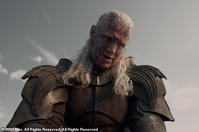 Činilo se da je Šokirano podcjenjivanje temeljeno na naletu reakcija obožavatelja na voljene likove koji su umrli u prvoj epizodi; Matt Smith je prikazan kao Daemon Targaryen
