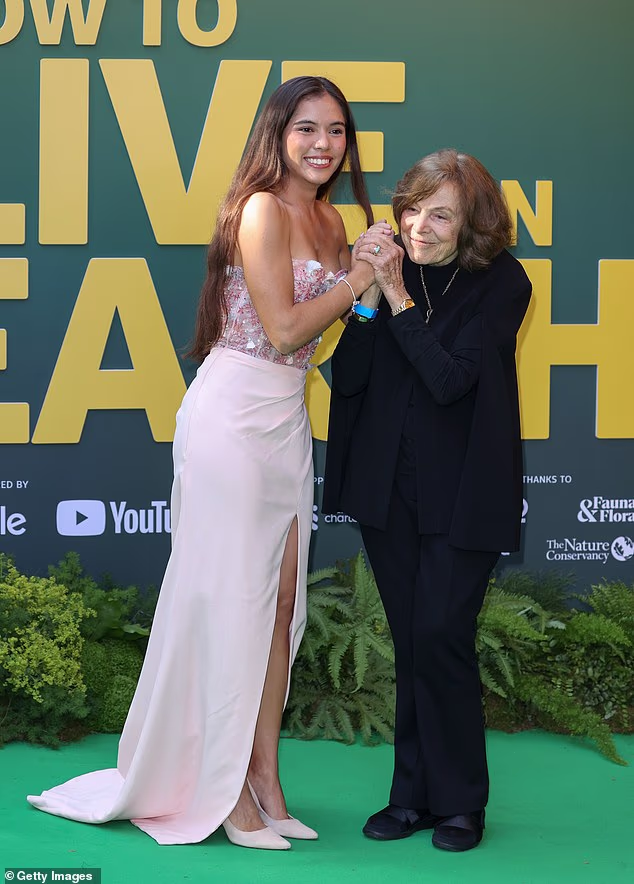 Xiye Bastida i dr. Slyvia Earle zajedno su pozirale na fotografijama