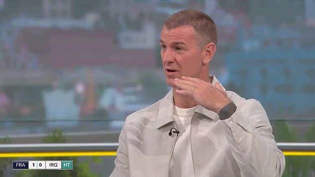 Joe Hart inzistirao je na tome da let lopte na Svjetskom prvenstvu stvara probleme vratarima