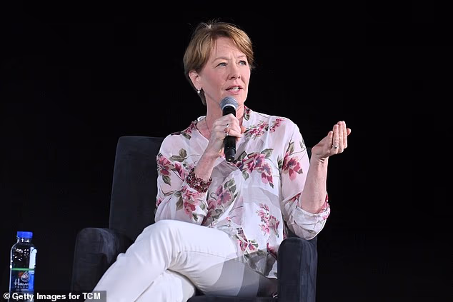 Ann nastavlja glumiti, nedavno je dobila uloge u Better Call Saul i The Boys, ali većinu vremena provodi pjevajući s Ann Cusack i Generation Jones Bandom