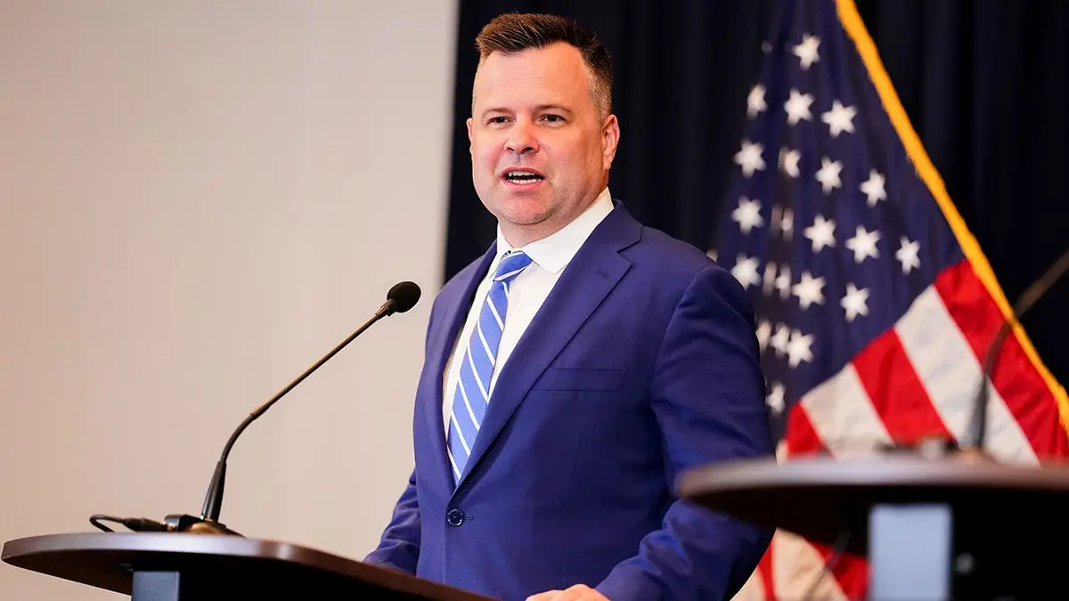 William Pulte govori na konferenciji za novinare u sjedištu FHFA u Washingtonu, DC