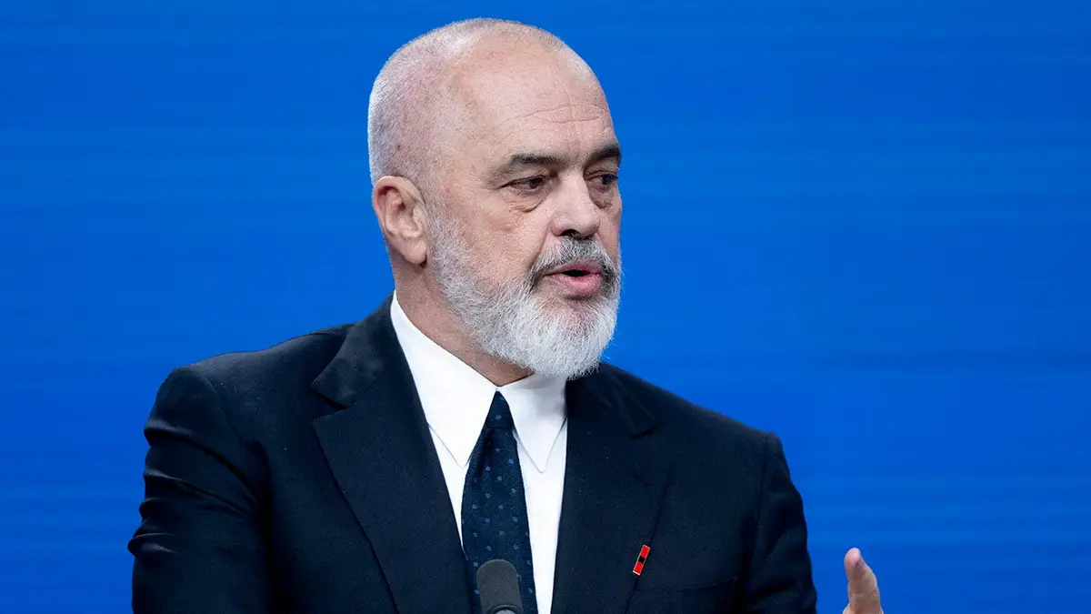 Edi Rama na konferenciji za novinare u Bruxellesu, Belgija